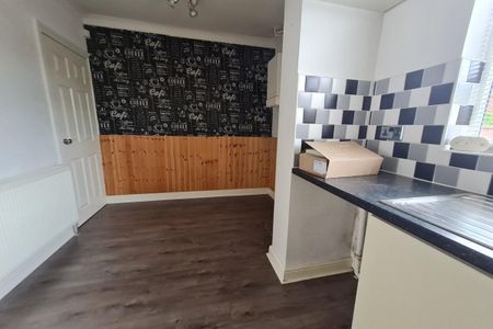 Wrightson Avenue, Warmsworth, DONCASTER - Photo 4