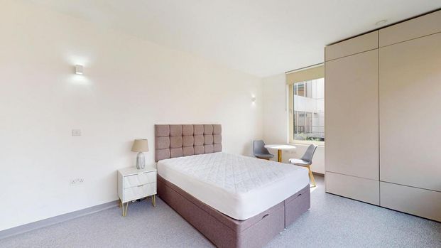 Studio to rent - Photo 1