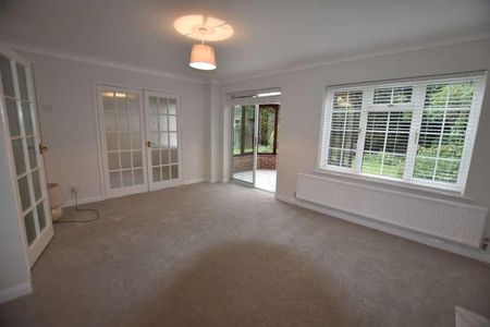 Oaks Road, Shiplake, Henley On Thames, RG9 - Photo 2