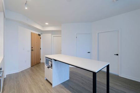 For Lease - 2495 Eglinton Avenue Unit# 2306, Mississauga, Ontario - Photo 2