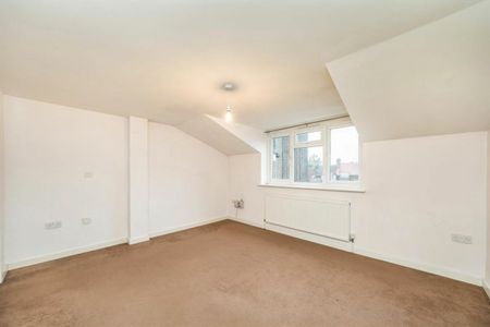 Middle Park Avenue, SE9, London - Photo 2