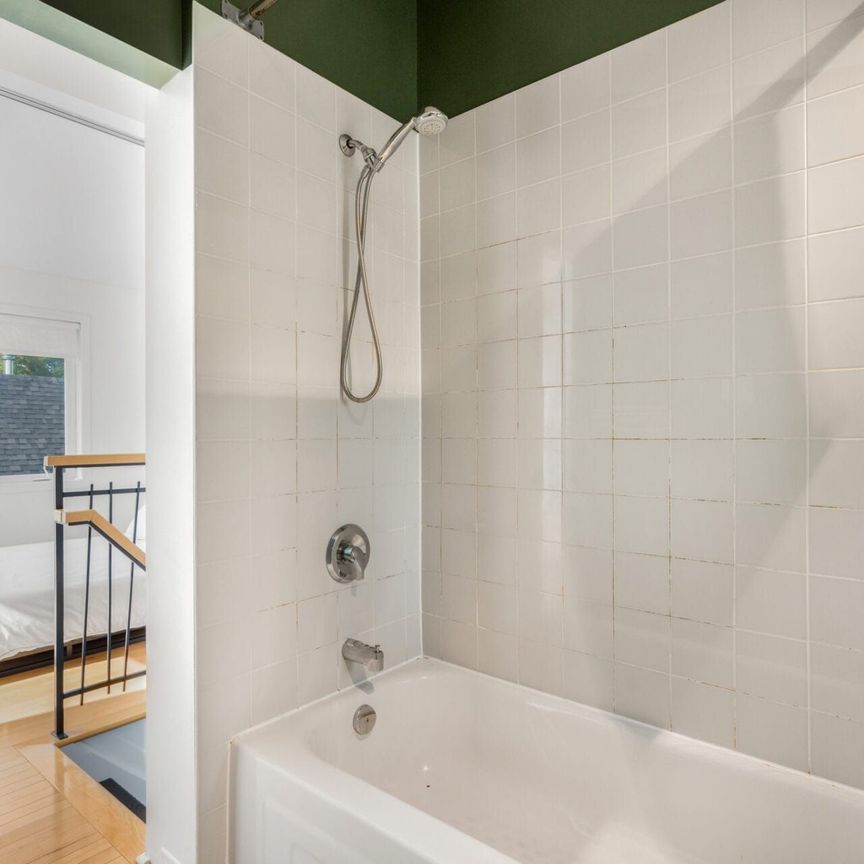 For Lease - 1137 Gladstone Avenue, West Centre Town, Ontario - Photo 1