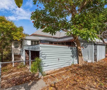 Unique One Bedroom Property in New Farm (Furnished or Unfurnished) - Photo 5