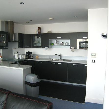 3 Bed Flat | £660 pw - Photo 3