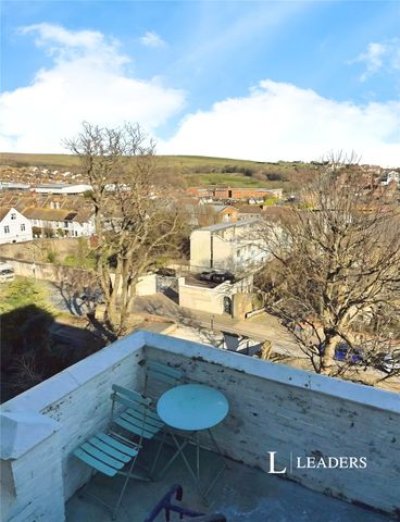 1 bedroom maisonette to rent Sussex Square, Brighton, East Sussex, BN2 - Photo 5