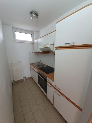 Kompakte Kleinwohnung mit Balkon und Vorraum - Photo 3