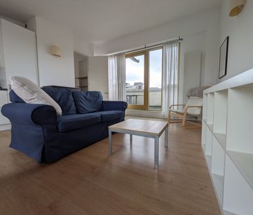 1 Bed Flat, Becquerel Court, SE10 - Photo 2