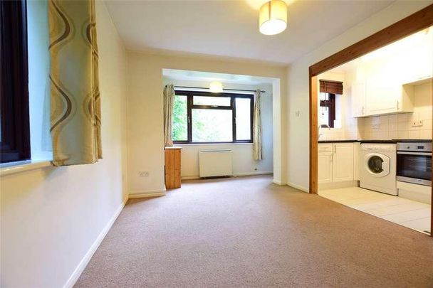 Horizon Close, Tunbridge Wells, Kent, TN4 - Photo 1