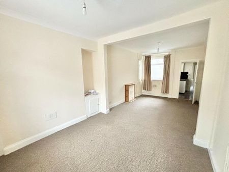 2 bedroom terraced house to rent - Photo 2