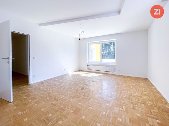 Erstklassige 5 Zimmerwohnung - mit Küche und Balkon - Photo 1