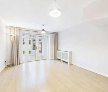 2 bedroom end of terrace house to rent - Photo 6