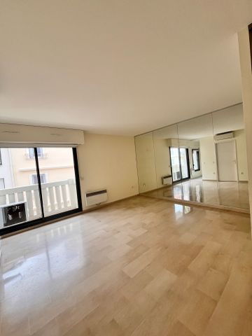 Location Appartement 1 pièce 33m² CANNES 06400 - Photo 3