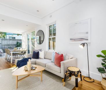 Gorgeous Newtown Terrace Home - Photo 6