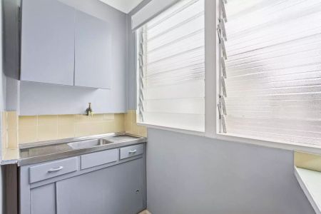 6/98 Wilson Street, Newtown - Photo 3