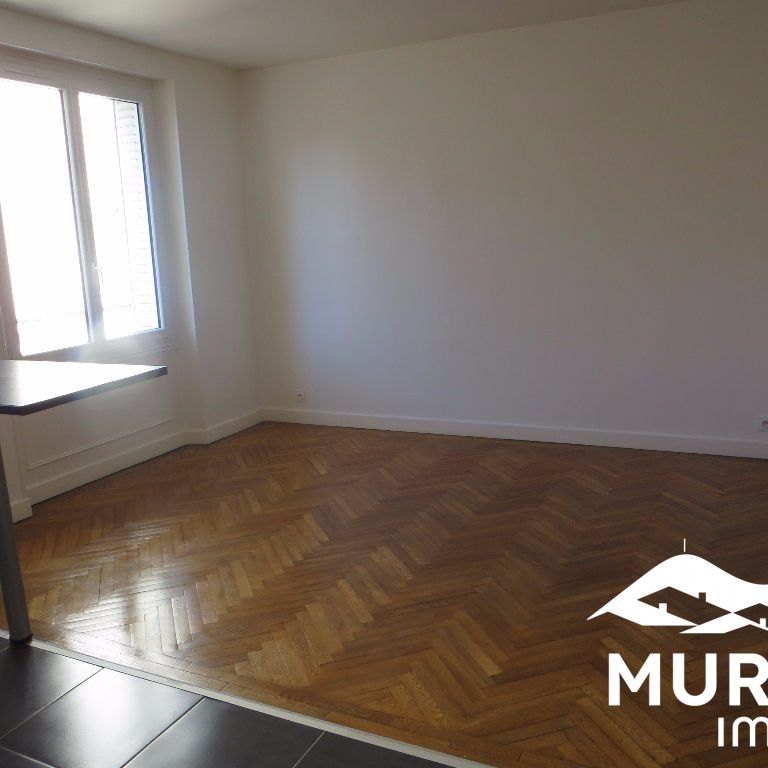 Location Appartement 2 pièces 43m² CHAMALIERES 63400 - Photo 1