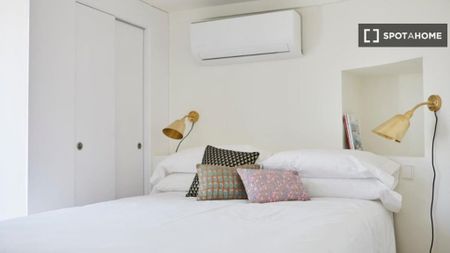 3 room luxury Apartment for rent in Madrid, Spain - Photo 3