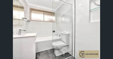 Modern 3-Bedroom Home in a Prime Wentworthville Location - Photo 5