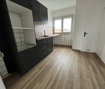 Libre le ..Maintenant Mt Loyer :550 Mt des charges :50 - Photo 6