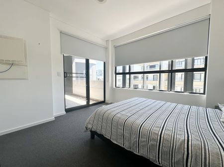 LIVE THE LIFESTYLE - Photo 2