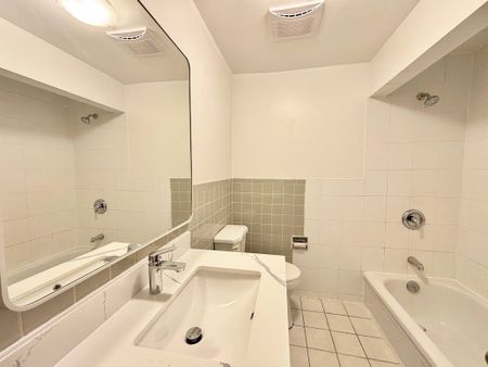 For Lease - 65 Garthdale Court Unit# 2, Toronto, Ontario - Photo 5