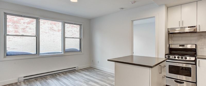 4530 Avenue Coloniale | 4530 Avenue Coloniale, Montreal - Photo 1