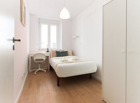 Rua Actor João Rosa, Lisbon, Lisbon 1900-021 - Photo 2