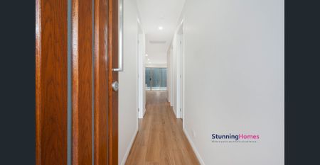 Stunning Family Home - Photo 3