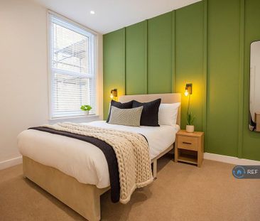 1 bedroom in a house share to rent - Photo 5