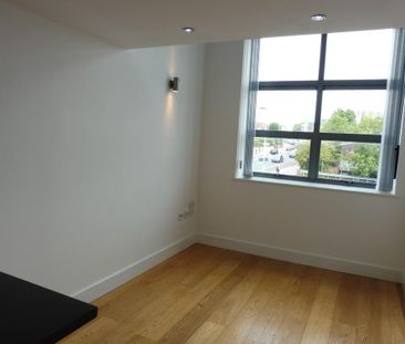 1 bedroom duplex to rent - Photo 4