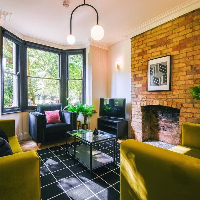 6 bedroom terraced house to rent - Photo 1