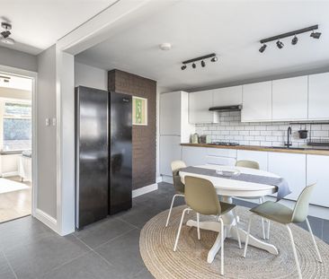 Maisonette To Let - Photo 3