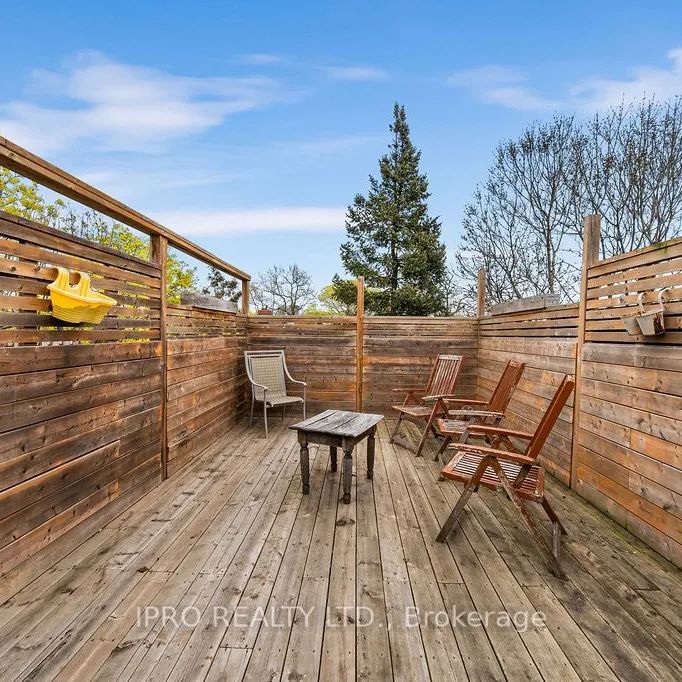 Condo Townhouse For Lease | W9256696 - Photo 1