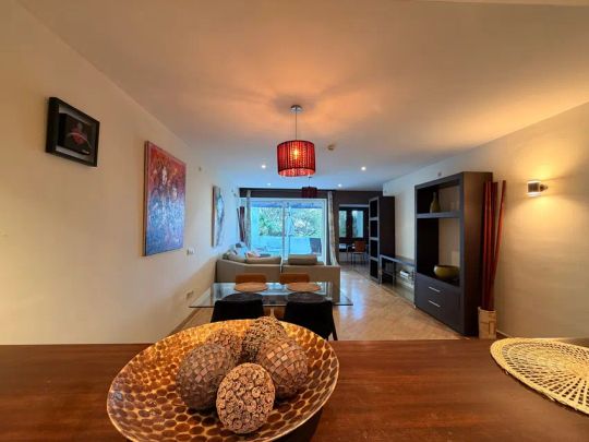 Alquiler de piso en Calle Incosol, 11 - Photo 1