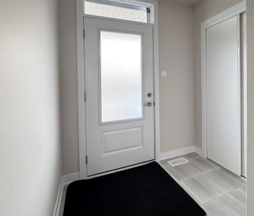 For Lease - 868 Andesite Terrace, Barrhaven, Ontario - Photo 5