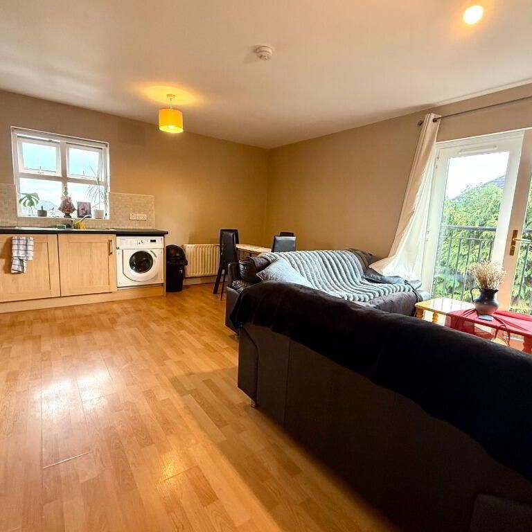 32 Elmwood Cottages, Ballyclare Road, Newtownabbey, BT36 5WQ - Photo 1