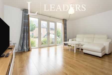 3 bedroom townhouse to rent - Photo 2