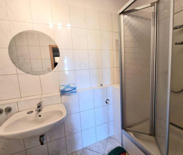 Erstbezug nach Renovierung Wohnung mit Balkon und Einbauküche - Photo 6