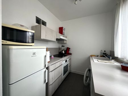 Location appartement 1 pièce, 32.39m², Paris 18 - Photo 3