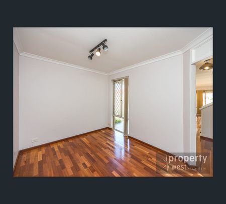9 Catania Court, Mindarie, WA 6030 - Photo 4