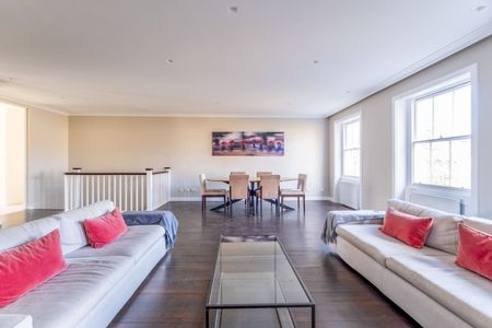 3 bedroom flat to rent - Photo 3