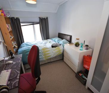 4 bedroom property to rent - Photo 6