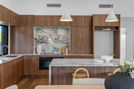 Effortless Coastal Living in a Beautifully Renovated Home - Photo 4