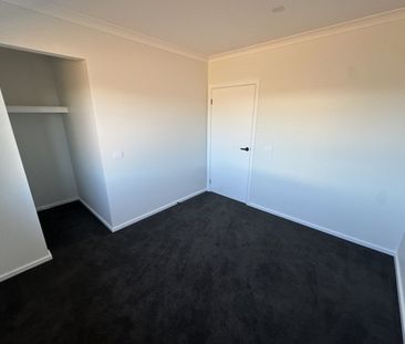46 Santa Rosa Boulevard,, Shepparton VIC 3630 - Photo 1