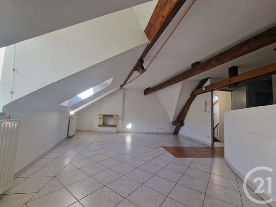 Location Appartement 4 pièces 72m² NEVERS 58000 - Photo 1