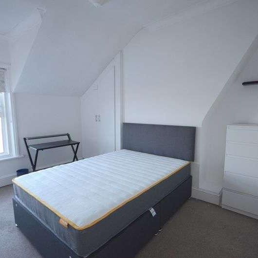 Springbourne, Bournemouth, BH8 - Photo 1