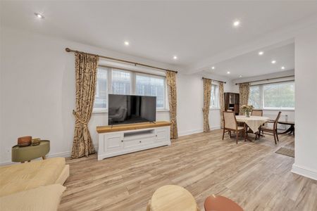 Avenue Road, London, NW8 flat to rent - Photo 3