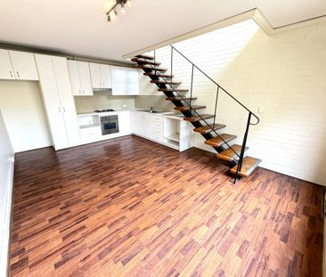 2/375 Neerim Road, Carnegie, Vic 3163 - Photo 4