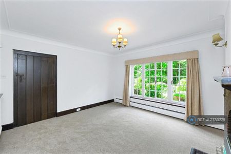 5 bedroom detached house to rent - Photo 2