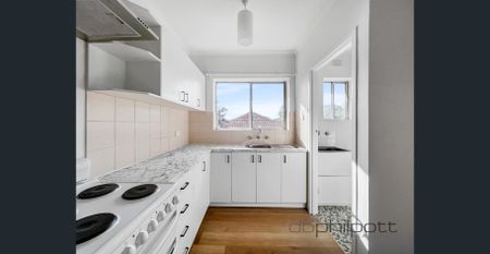 Renovated 2 Bedroom Unit - Photo 5