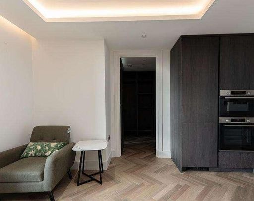 Brigade Mews, London, SE1 - Photo 1